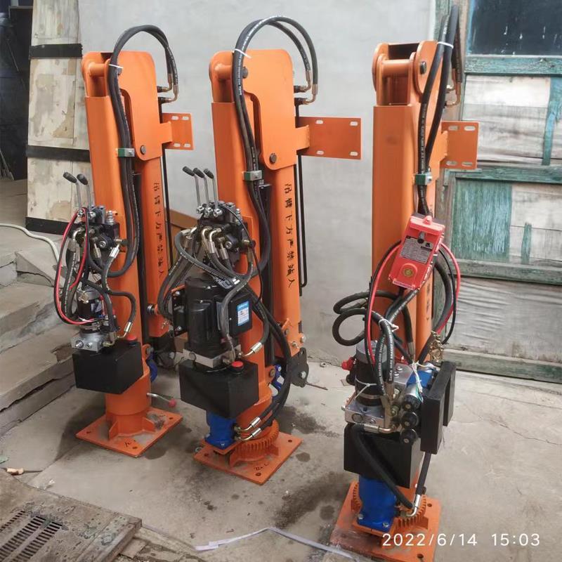 涉县重汽蓝牌随车吊 3.2吨 国六动力强 液压驱动 农用自卸起重机